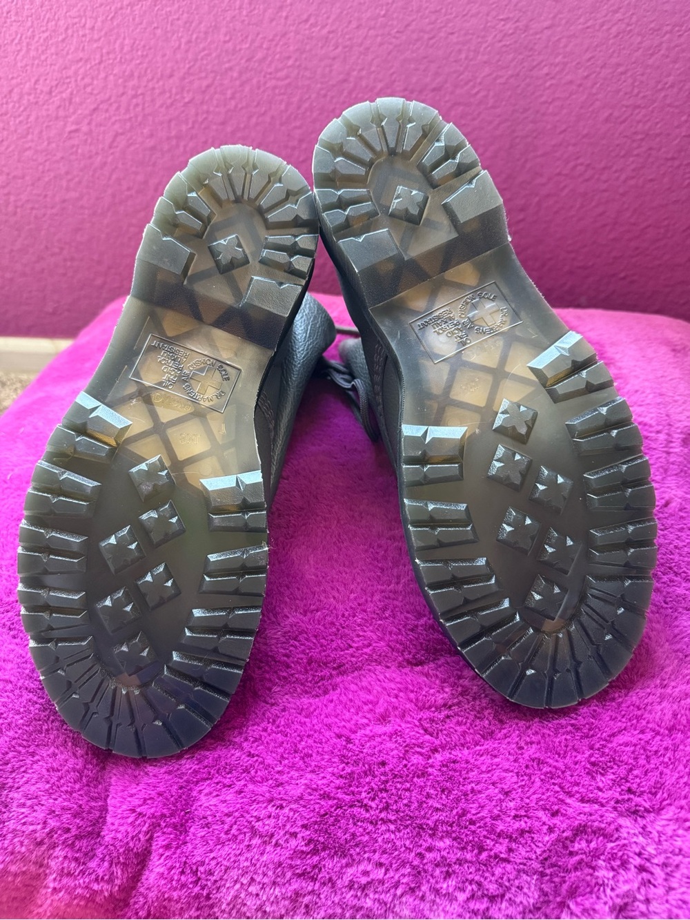 Dr. Martens Gray Leather Lace-Up Combat Boots NWOT - Picture 4 of 5